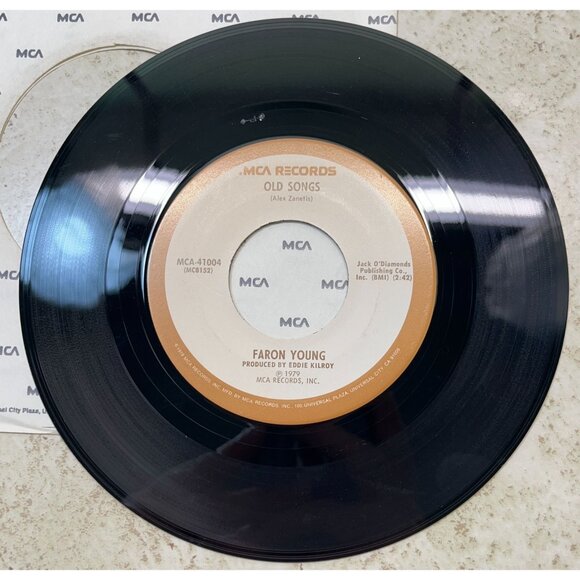 Faron Young The Great Chicago Fire / Old Songs 45 Vinyl 70s Classic Country MCA - Picture 6 of 6